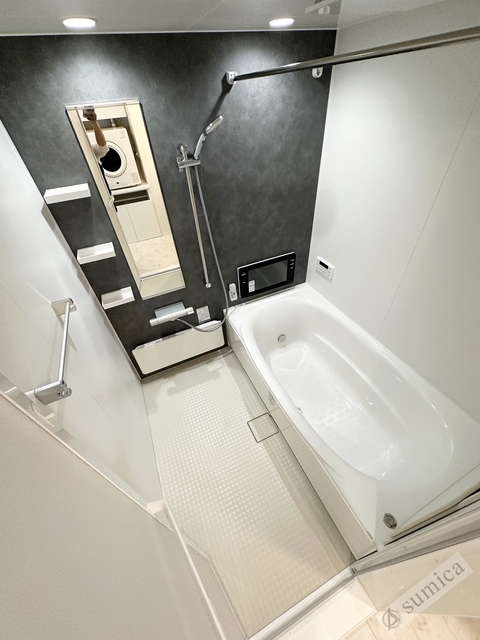 バス・シャワールーム　浴室テレビ付きのバスルームでお寛ぎください♪♪