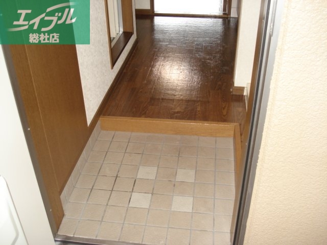 玄関　玄関（イメージ）