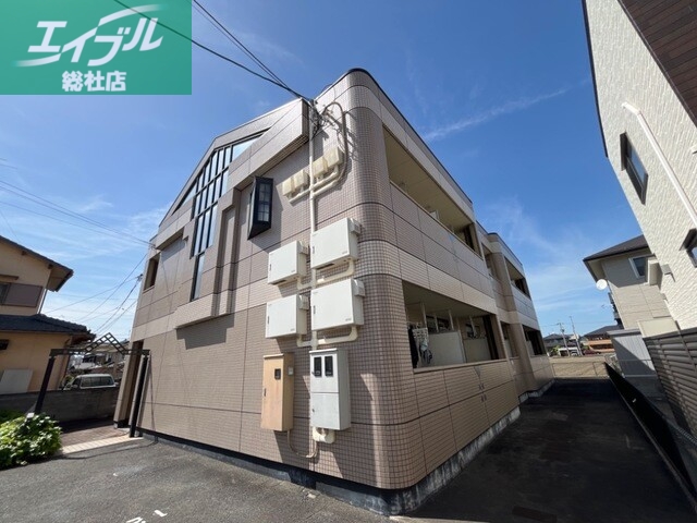 建物外観　外観写真（昼）