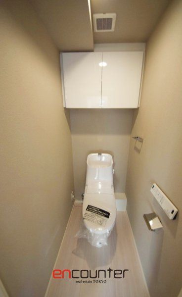 トイレ　※同マンション別室参考写真