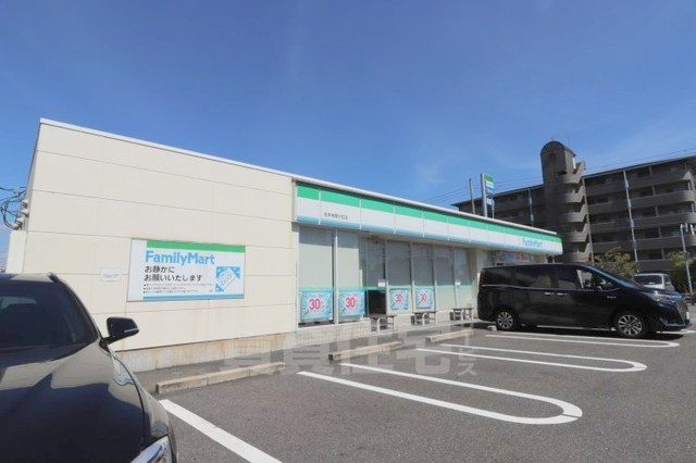 コンビニ　ファミリーマート　佐井寺南が丘（コンビニ）まで324m