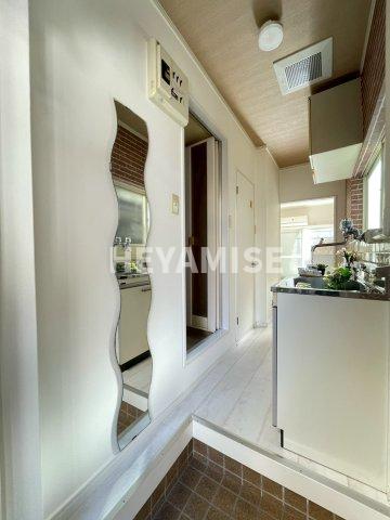 玄関　※同間取りの別のお部屋の画像です※現況を優先します