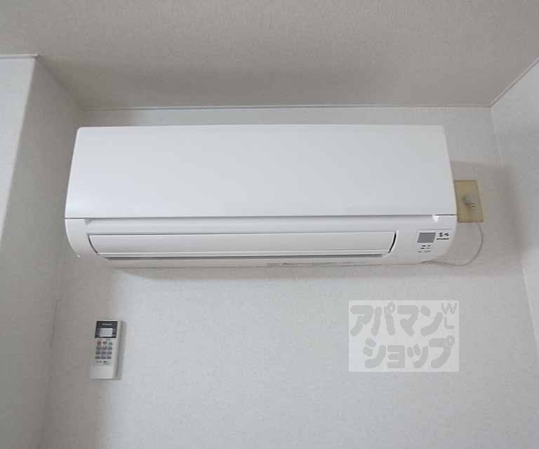 その他設備　エアコン装備