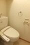 トイレ　温水洗浄便座設置済み