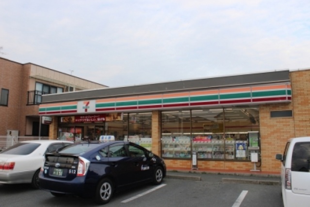 コンビニ　セブンイレブン浜松曳馬店（コンビニ）まで253m