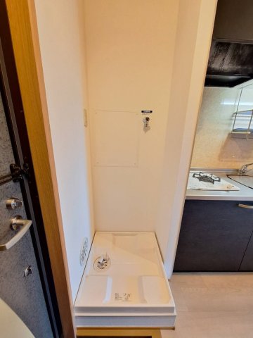 その他部屋・スペース　室内洗濯機置き場★　※同物件　別号室　参考写真　反転になりま
