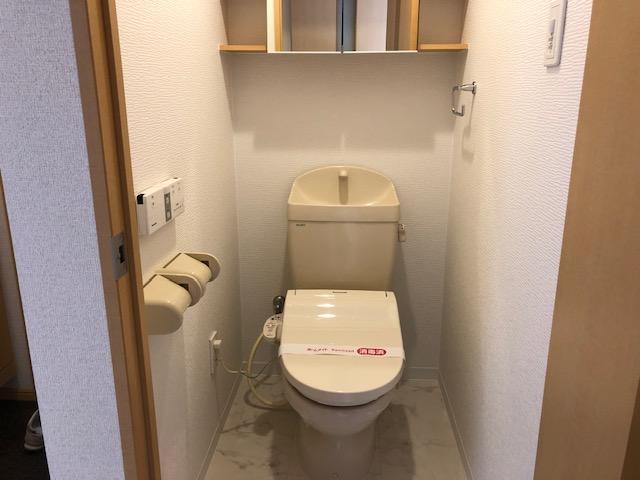 トイレ　シャワー付トイレ