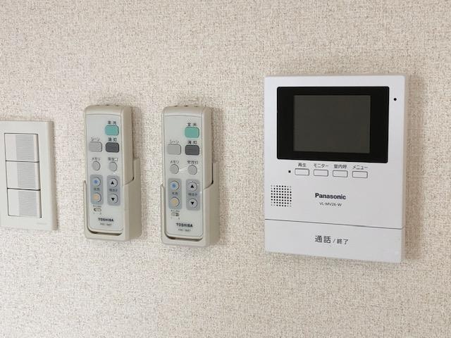 セキュリティ　カメラ付インターホン