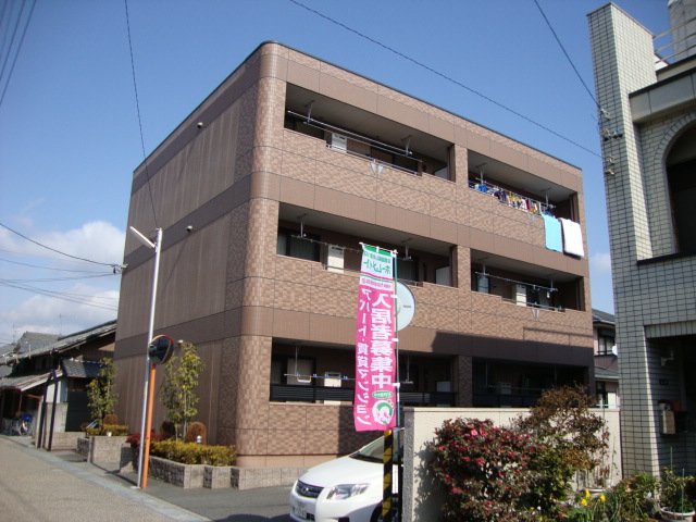 建物外観　外観写真（昼）