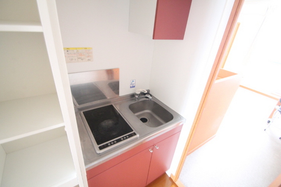 キッチン　※別部屋の写真です
