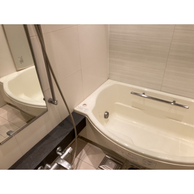 バス・シャワールーム　※別部屋参考写真