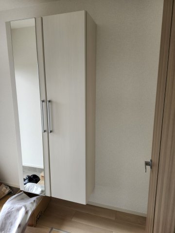 玄関　収納もある玄関です