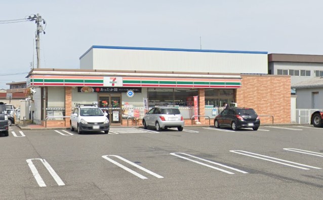 コンビニ　セブンイレブン 新潟豊店（コンビニ）まで729m