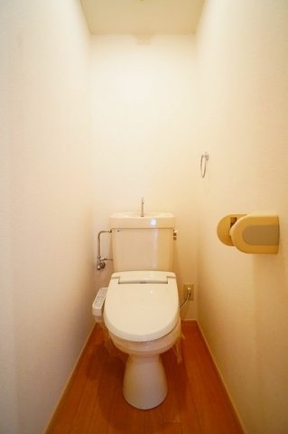 トイレ　ゆったりとした空間のトイレです
