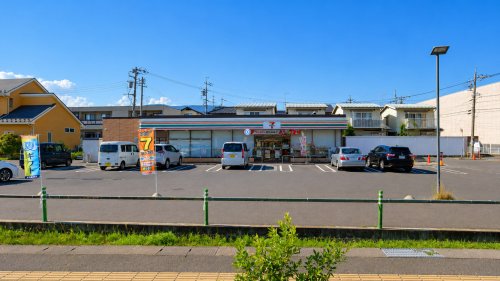 コンビニ　セブンイレブン 長野石渡店（コンビニ）まで863m
