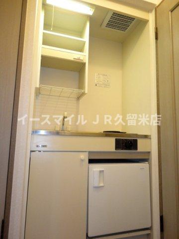 キッチン　コンパクトなキッチンで掃除もラクラク