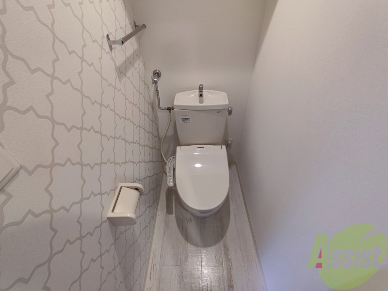 トイレ　トイレです。ウォシュレット付を探している方、おすすめです。