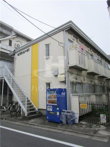 建物外観　落ち着いた雰囲気の外観です