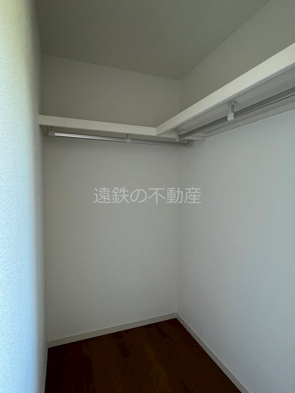 収納　ウォークインクローゼット