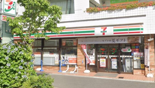 コンビニ　セブンイレブン 横浜南太田駅前店（コンビニ）まで298m