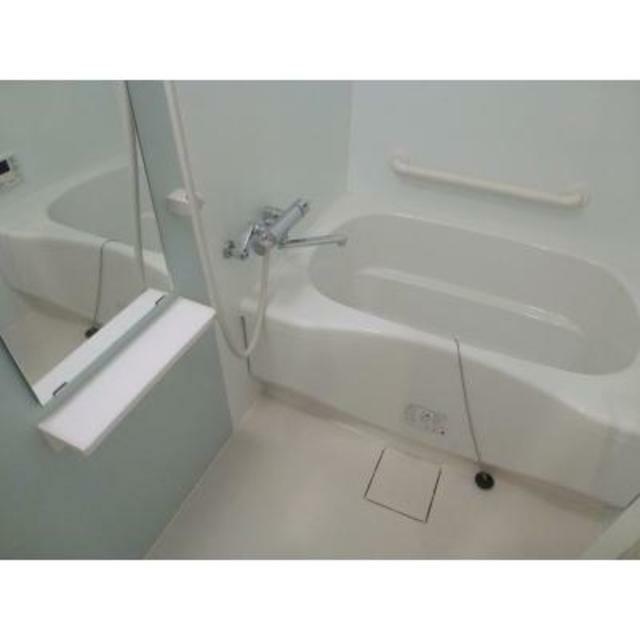 バス・シャワールーム　※写真は同タイプ住戸です。