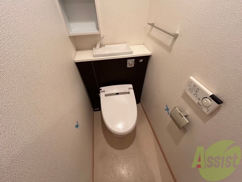 トイレ　トイレです。ウォシュレット付を探している方、おすすめです。