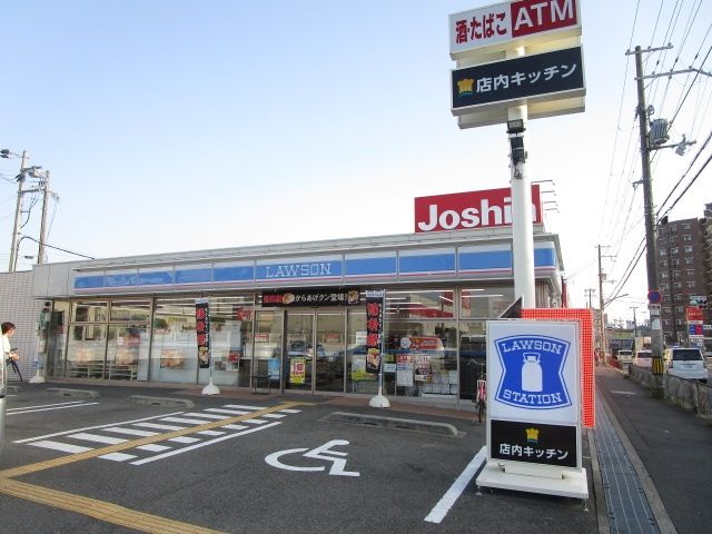 コンビニ　ローソン吹田新芦屋下店（コンビニ）まで670m