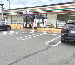 コンビニ　セブンイレブン 名古屋野立町3丁目店（コンビニ）まで304m