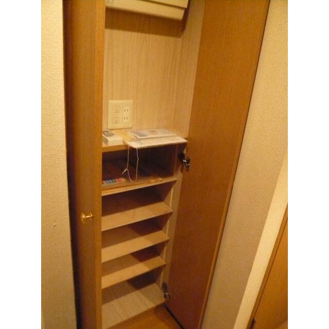 収納　※同仕様写真含む