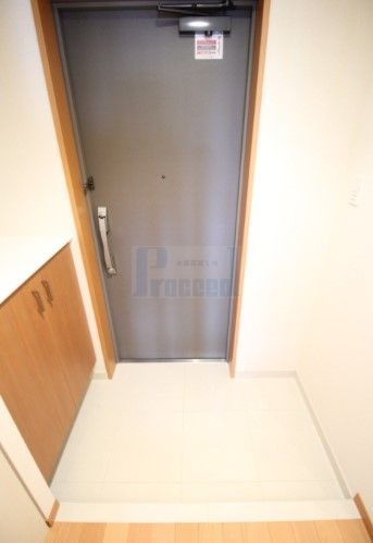 玄関　※別部屋写真