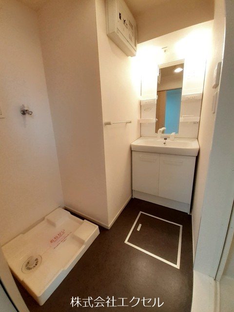 洗面設備　独立洗面台です。