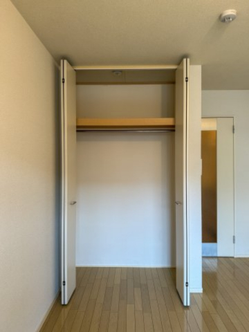 収納　同タイプ間取りの別部屋写真です。