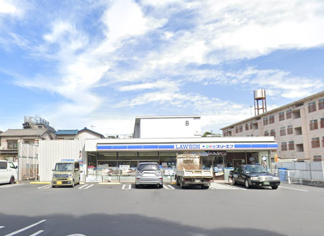 コンビニ　ローソン（コンビニ）まで883m