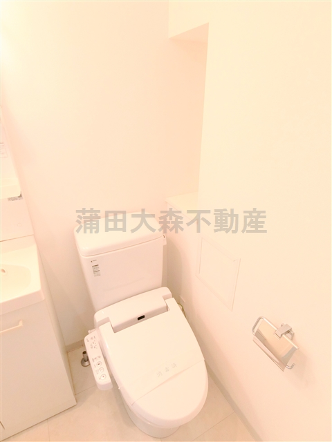 トイレ　温水暖房便座付トイレ