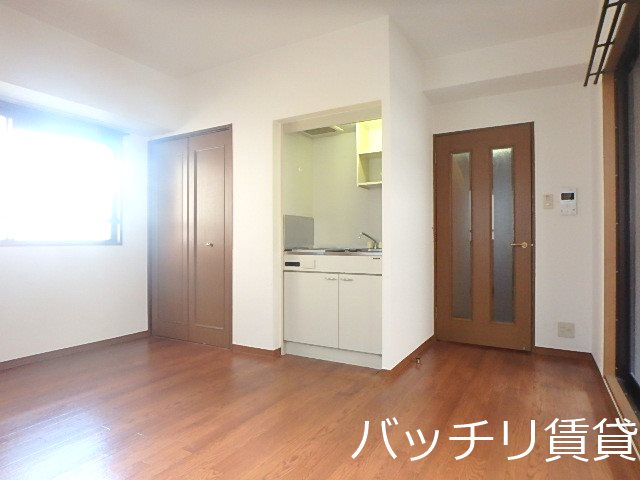 その他部屋・スペース　画像は別号室の為、現状優先になります。