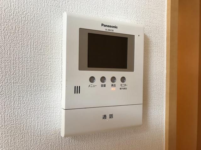 セキュリティ　お部屋から来客者を確認できるTVドアホンです♪