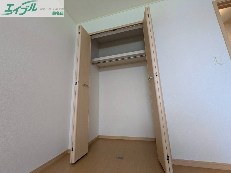 収納　同型タイプ画像