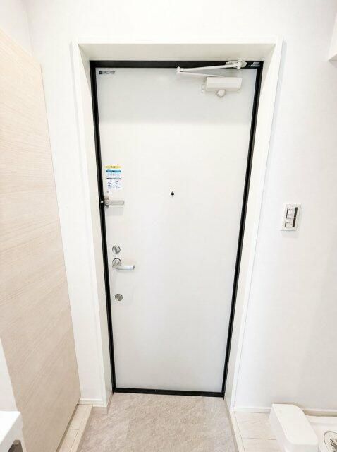 ＪＲ京浜東北線 浦和駅 徒歩12分 3階建 築1年の玄関写真