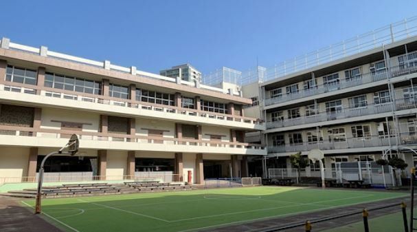 小学校　名古屋市立田代小学校（小学校）まで238m
