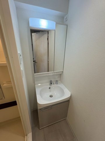 プレサンスNEO上新庄PRIMECRUISの内装写真