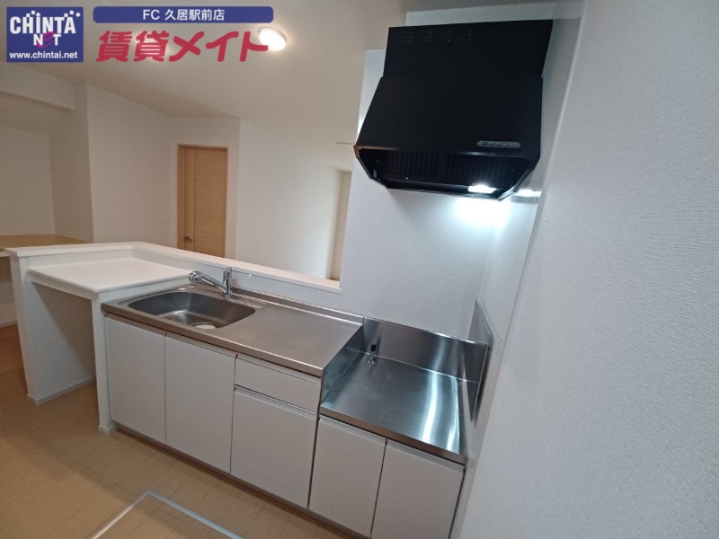 キッチン　同型反転参考写真です