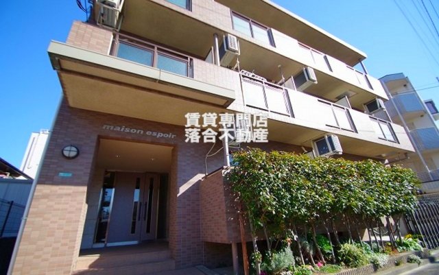 建物外観　鉄筋コンクリート造