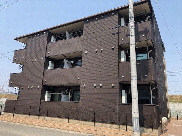ＪＲ仙石線 陸前高砂駅 バス乗車時間：6分 最寄りバス停で下車 徒歩2分 築11年