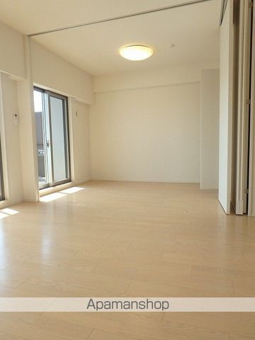 東急田園都市線 宮崎台駅 徒歩4分 14階建 築11年の居間写真