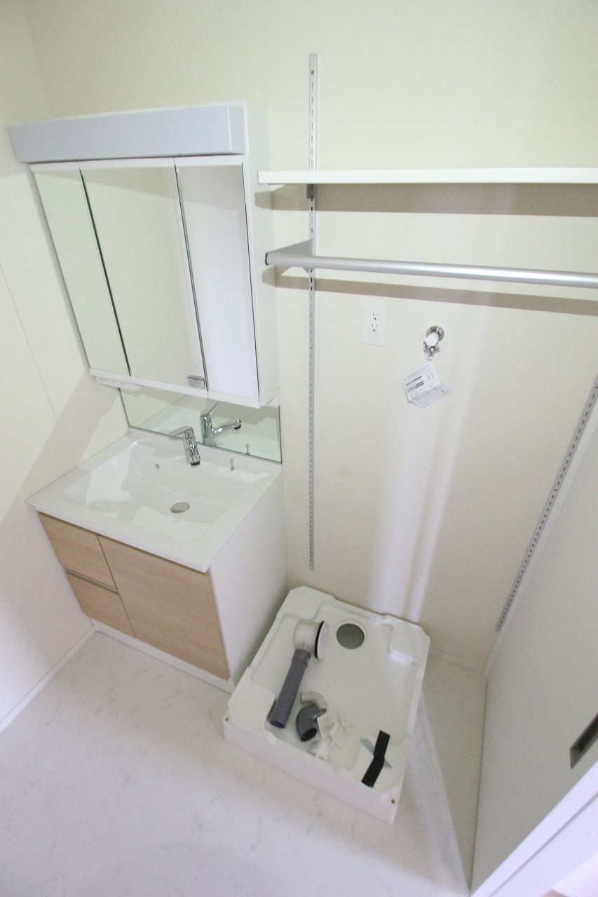 洗面設備　同間取りのお部屋の写真です