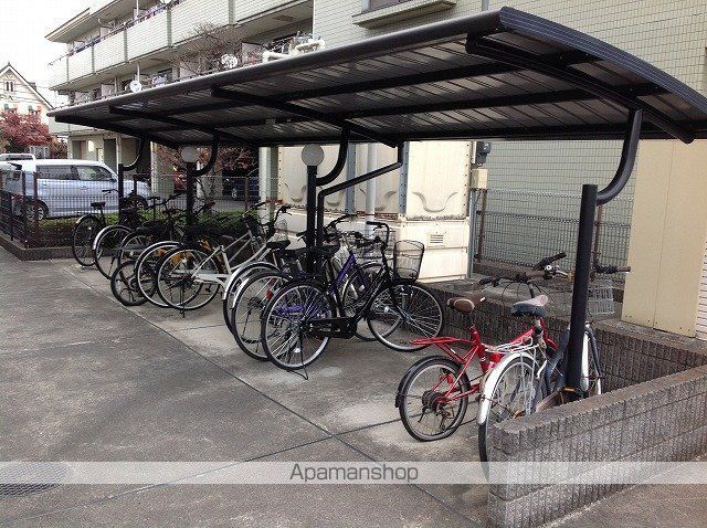 レオパレスフェリスの外観写真