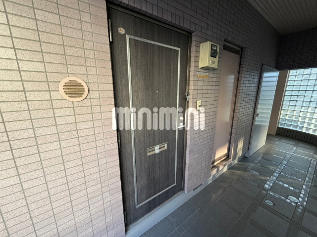 ジェイワンヒルズ西船の玄関写真
