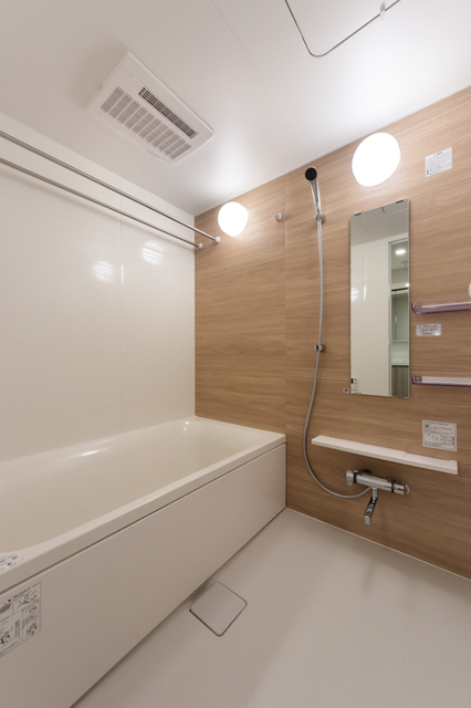 バス・シャワールーム　※写真は同タイプ住戸です。