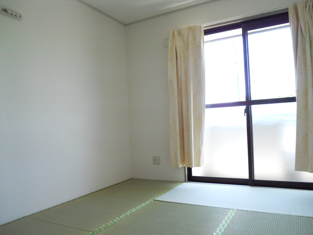 その他設備　6帖和室