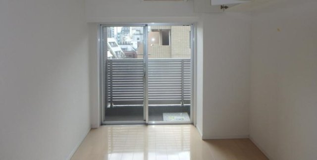 都営三田線 神保町駅 徒歩9分 12階建 築18年の居間写真